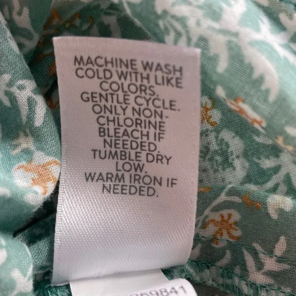 Jjill One Pocket Shirred Back Blue Green Floral Cotton Oyster Shell Button Up XS - Picture 5 of 10